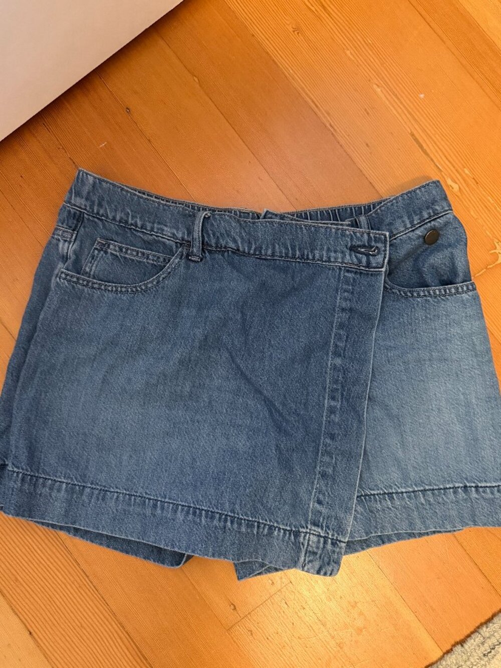 Uniqlo Jean Skort (L)
